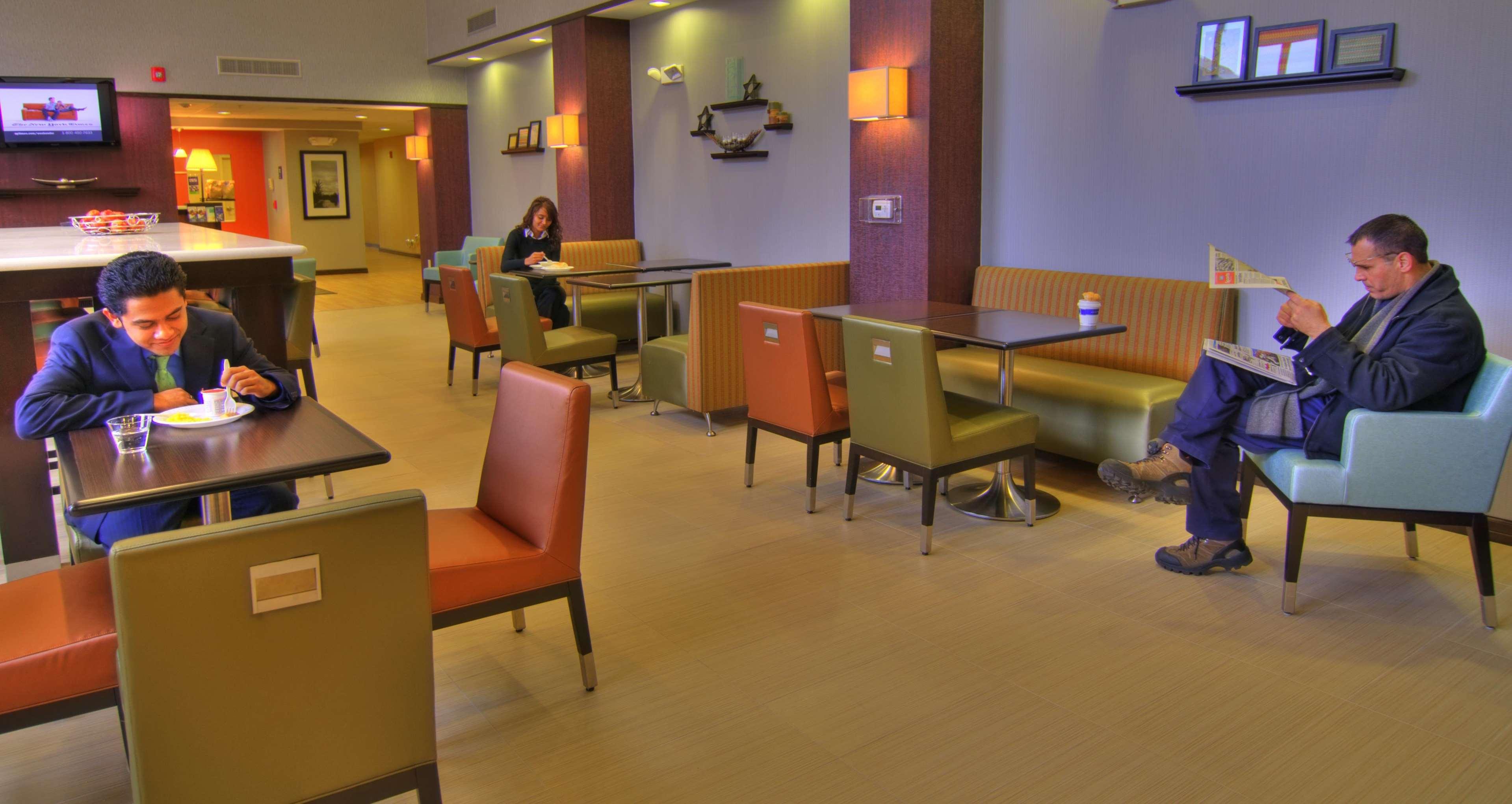 Hampton Inn And Suites Parsippany/North Εξωτερικό φωτογραφία